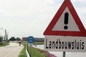 PvdA kaart landbouwsluis Veerstalblok aan in hoogheemraadschap